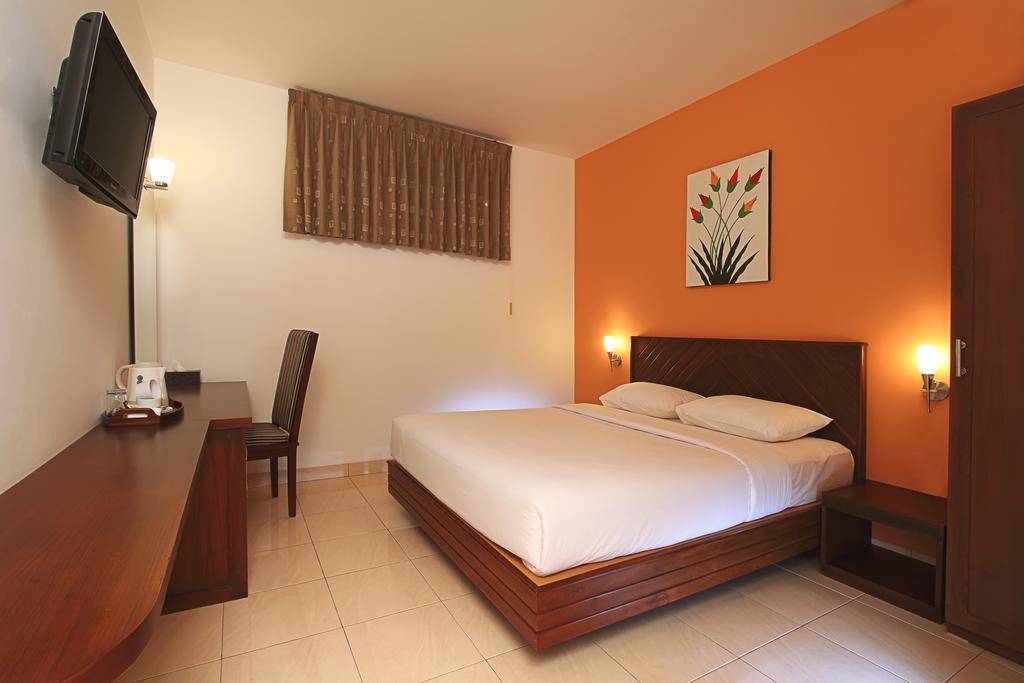 Maesa Hotel Ponorogo Quarto foto